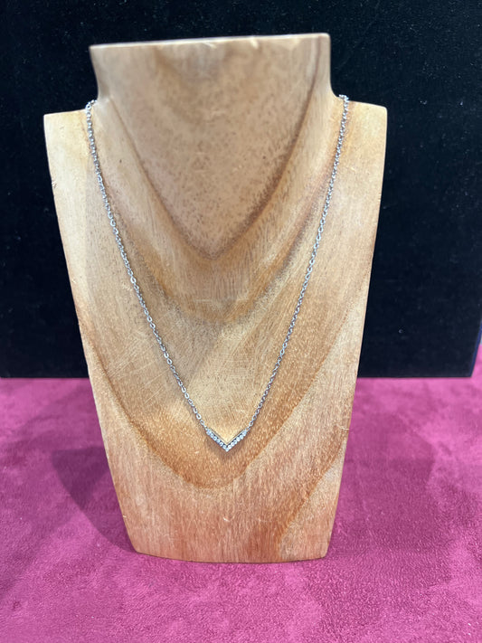 Collier Femme Acier Inoxydable "Zircons Blancs Design V"