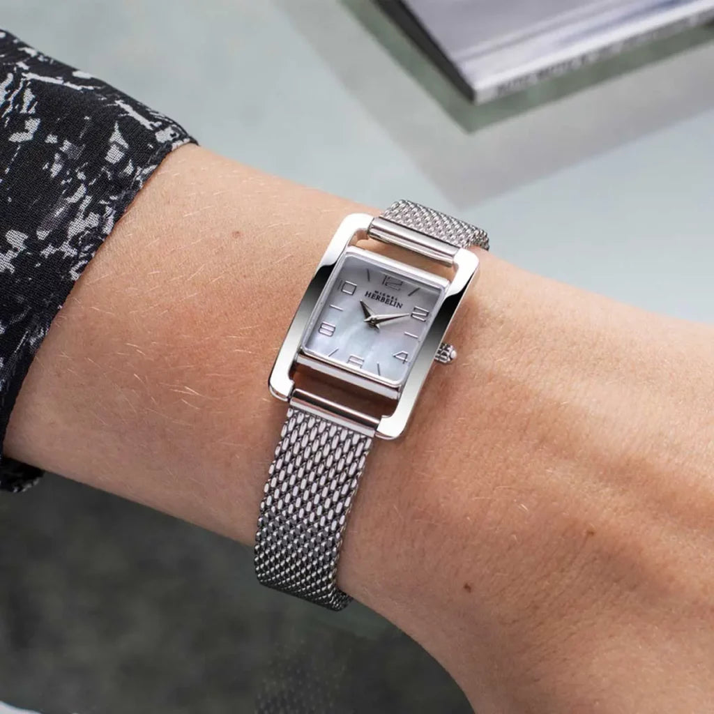 Michel Herbelin - Montre V AVENUE Maille Milanese Argent 17437AP29B